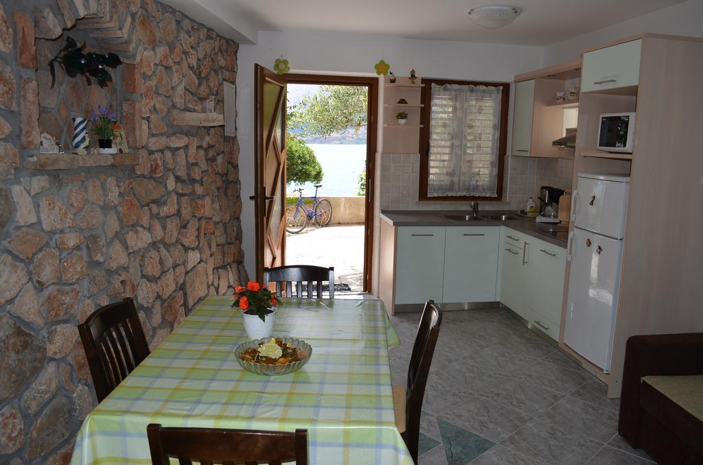 Apartments Lora Baška Habitación foto