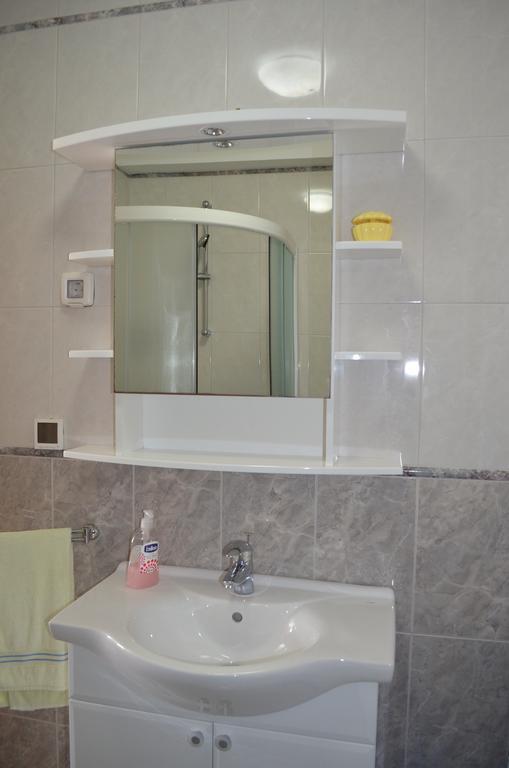 Apartments Lora Baška Habitación foto